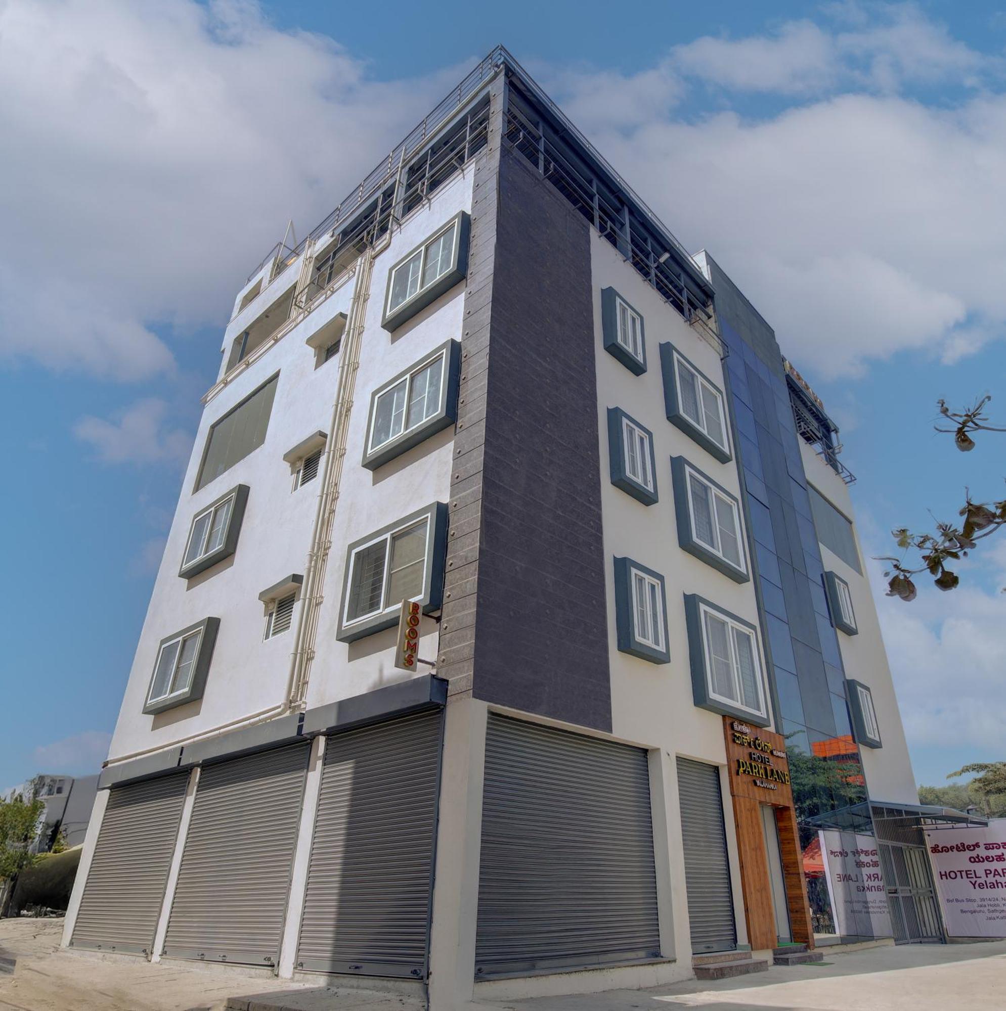 Hotel Park Lane Yelahanka Bangalore Exterior foto